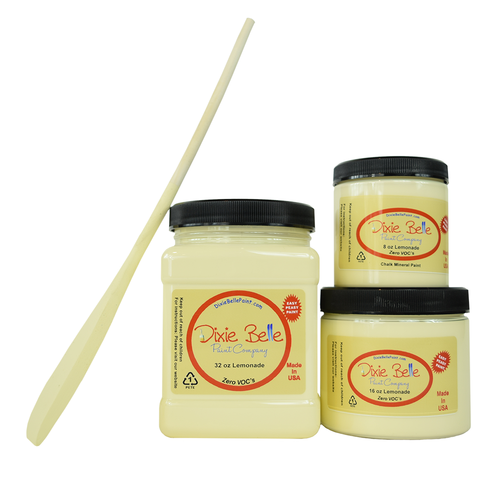 La peinture de couleur "Lemonade" de Dixie Belle est un jaune pâle qui nous rappelle la tarte à la meringue classique. Utilisez cette couleur pour ajouter une ambiance fraîche et énergique. La peinture à la craie minérale de Dixie Belle est un produit de qualité supérieur. Parfaite pour peindre sur les meubles, elle peut aussi très bien être utilisée sur d'autres surfaces comme le bois, le métal, le verre, la céramique, le tissus et plus.