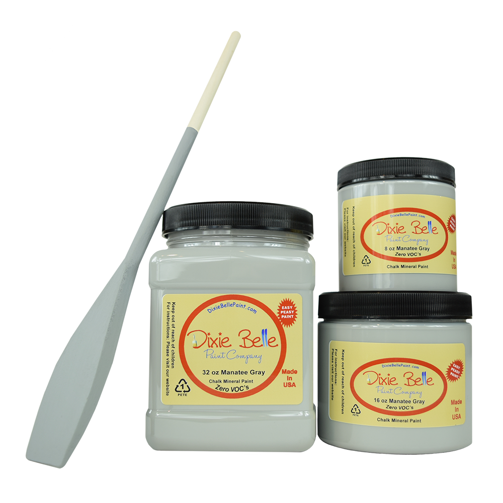 La peinture de couleur "Manatee Gray" de Dixie Belle est un gris clair avec des nuances bleues douces. Cette couleur froide ajoutera une Ă©nergie douce Ă votre maison. La peinture Ă la craie minĂ©rale de Dixie Belle est un produit de qualitĂ© supĂ©rieur. Parfaite pour peindre sur les meubles, elle peut aussi trĂšs bien ĂȘtre utilisĂ©e sur d'autres surfaces comme le bois, le mĂ©tal, le verre, la cĂ©ramique, le tissus et plus.