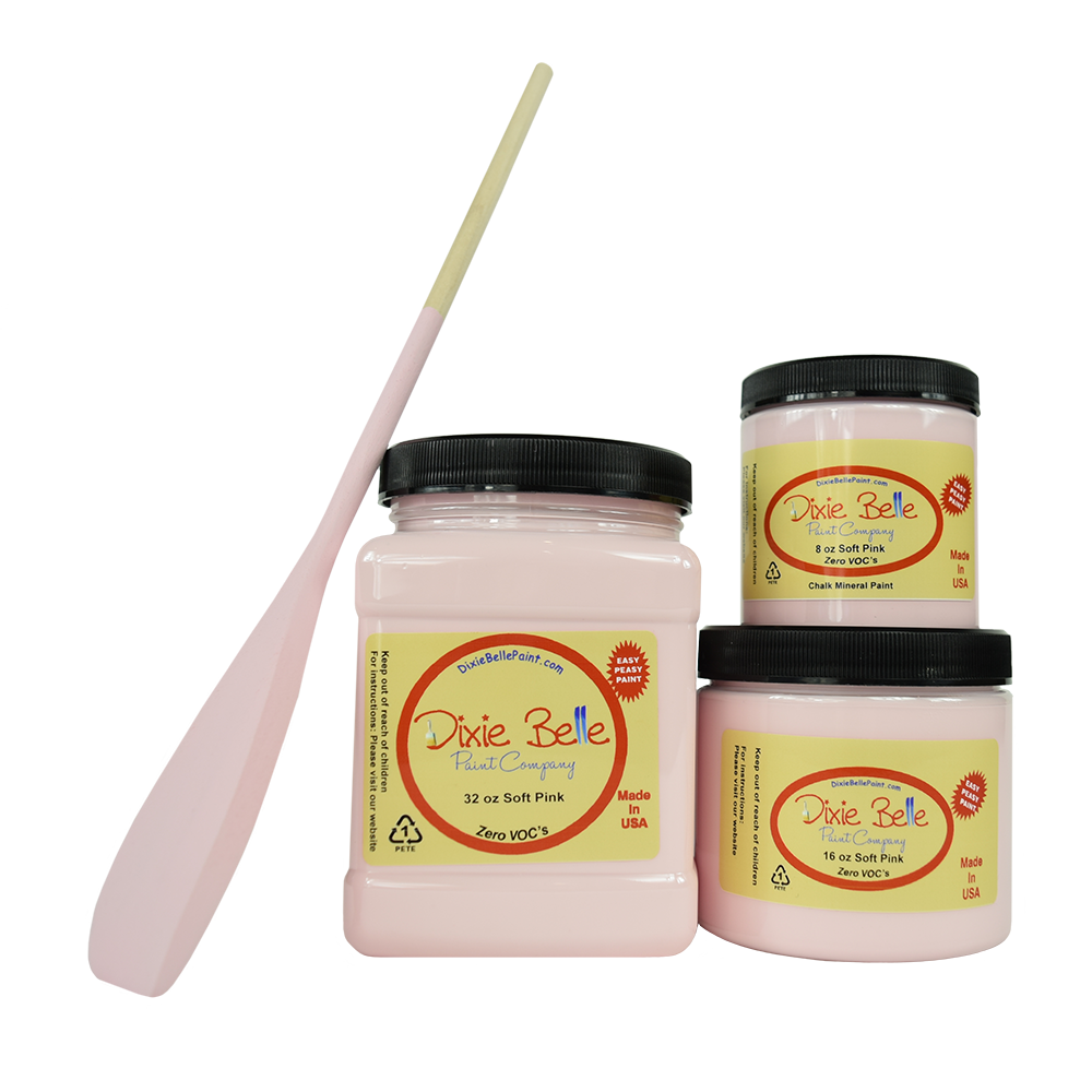 La peinture de couleur "Soft Pink" de Dixie Belle est une nuance de rose légère et sereine. Cette couleur délicate nous rappelle les ballerines en satin. Utilisez cette charmante couleur dans un espace de style shabby chic ou traditionnel. La peinture à la craie minérale de Dixie Belle est un produit de qualité supérieur. Parfaite pour peindre sur les meubles, elle peut aussi très bien être utilisée sur d'autres surfaces comme le bois, le métal, le verre, la céramique, le tissus et plus.