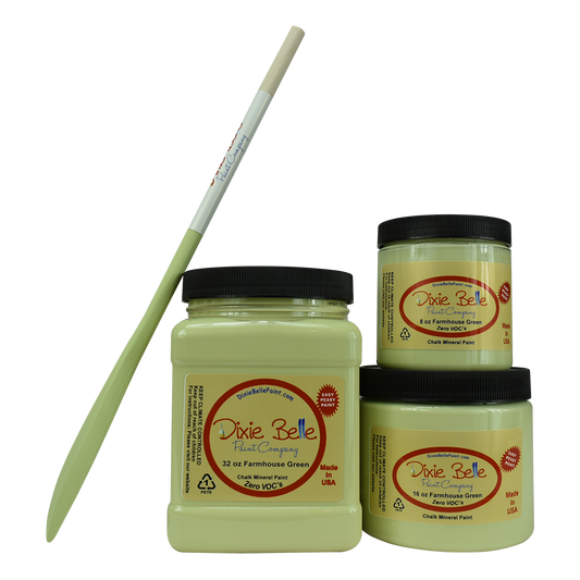 La peinture de couleur "Farmhousse Green" de Dixie Belle est un magnifique vert céleri ! La peinture à la craie minérale de Dixie Belle est un produit de qualité supérieur. Parfaite pour peindre sur les meubles, elle peut aussi très bien être utilisée sur d'autres surfaces comme le bois, le métal, le verre, la céramique, le tissus et plus.