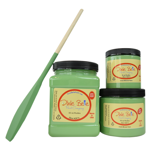 La peinture de couleur "Kudzu" de Dixie Belle est un beau vert feuillu naturel. La peinture à la craie minérale de Dixie Belle est un produit de qualité supérieur. Parfaite pour peindre sur les meubles, elle peut aussi très bien être utilisée sur d'autres surfaces comme le bois, le métal, le verre, la céramique, le tissus et plus.