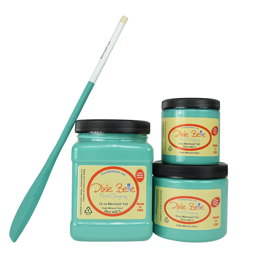 La peinture de couleur "Mermaid Tail" de Dixie Belle est yn beau turquoise ! La peinture à la craie minérale de Dixie Belle est un produit de qualité supérieur. Parfaite pour peindre sur les meubles, elle peut aussi très bien être utilisée sur d'autres surfaces comme le bois, le métal, le verre, la céramique, le tissus et plus.