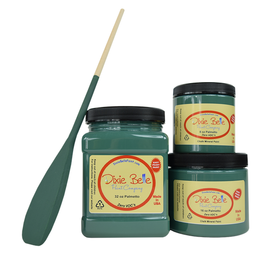 La peinture de couleur "Palmetto" de Dixie Belle est l'un des verts les plus foncés et les plus riches de Dixie Belle. La peinture à la craie minérale de Dixie Belle est un produit de qualité supérieur. Parfaite pour peindre sur les meubles, elle peut aussi très bien être utilisée sur d'autres surfaces comme le bois, le métal, le verre, la céramique, le tissus et plus.